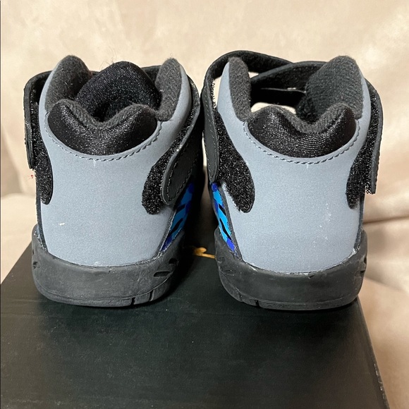 Jordan 8s - Picture 3 of 5